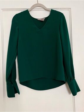 H&M Emerald Green V-Neck Long Sleeve Blouse